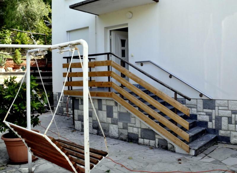 Apartma Bajci Ajdovščina Exteriör bild