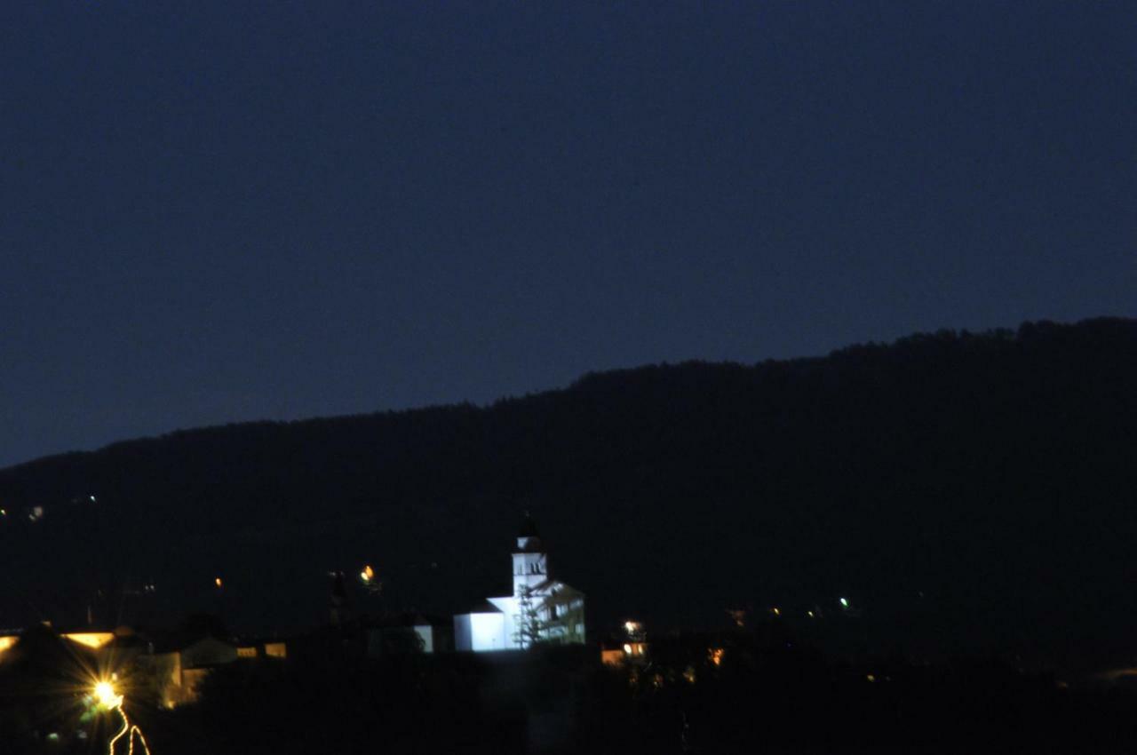 Apartma Bajci Ajdovščina Exteriör bild