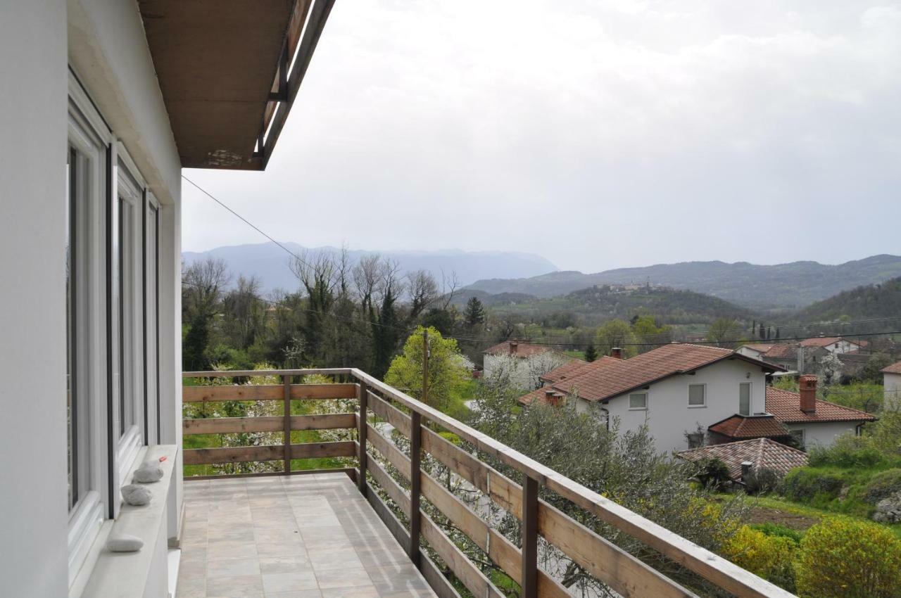 Apartma Bajci Ajdovščina Exteriör bild